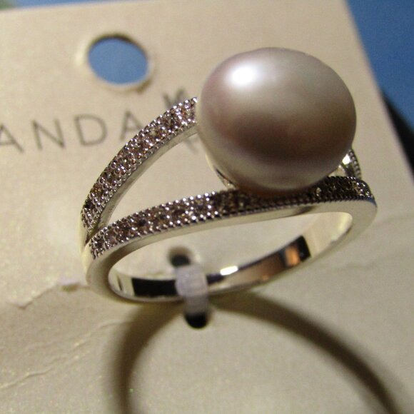 Amanda Blu | Cradled Pearl Ring w Diamond Crystals | Size 9 - Picture 2 of 3